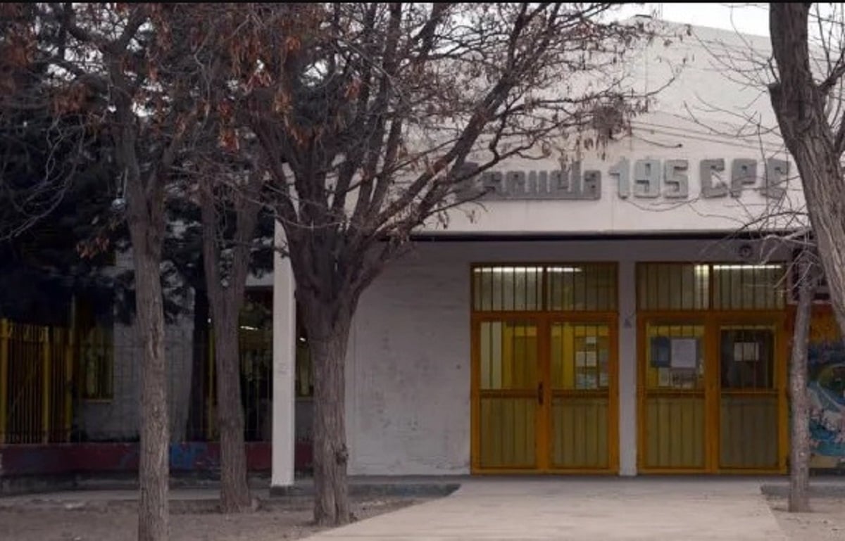 escuela 195