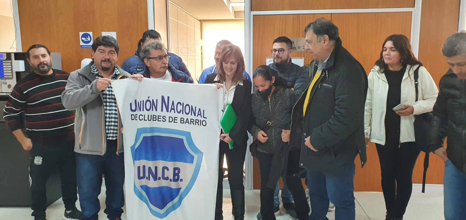 Unión Nacional de Clubes de Barrio y diputada provincia Lorena Parrilli