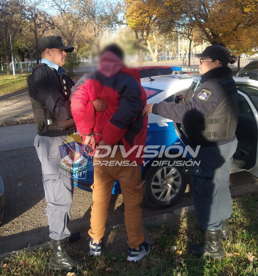 policía de Neuquén
