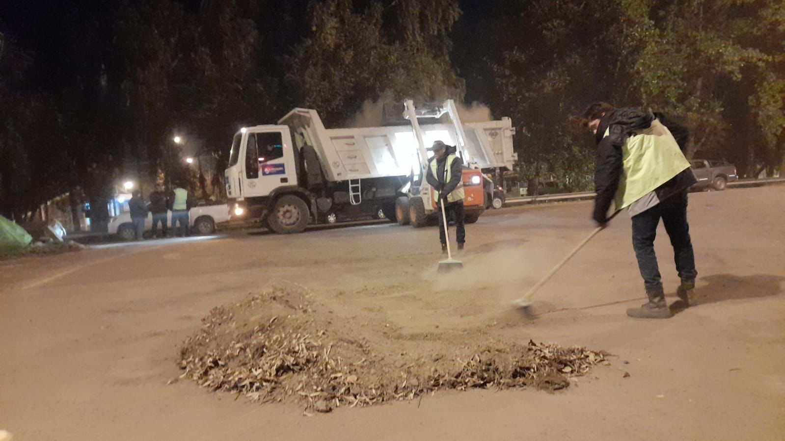 operativo limpieza noctuna Neuquén (3)