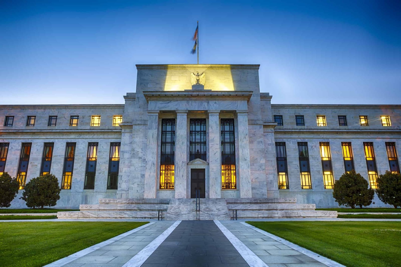 federal-reserve-traveler1116-GettyImages-487808414