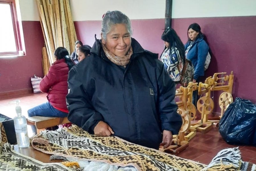 Mujeres tejedoras Neuquén