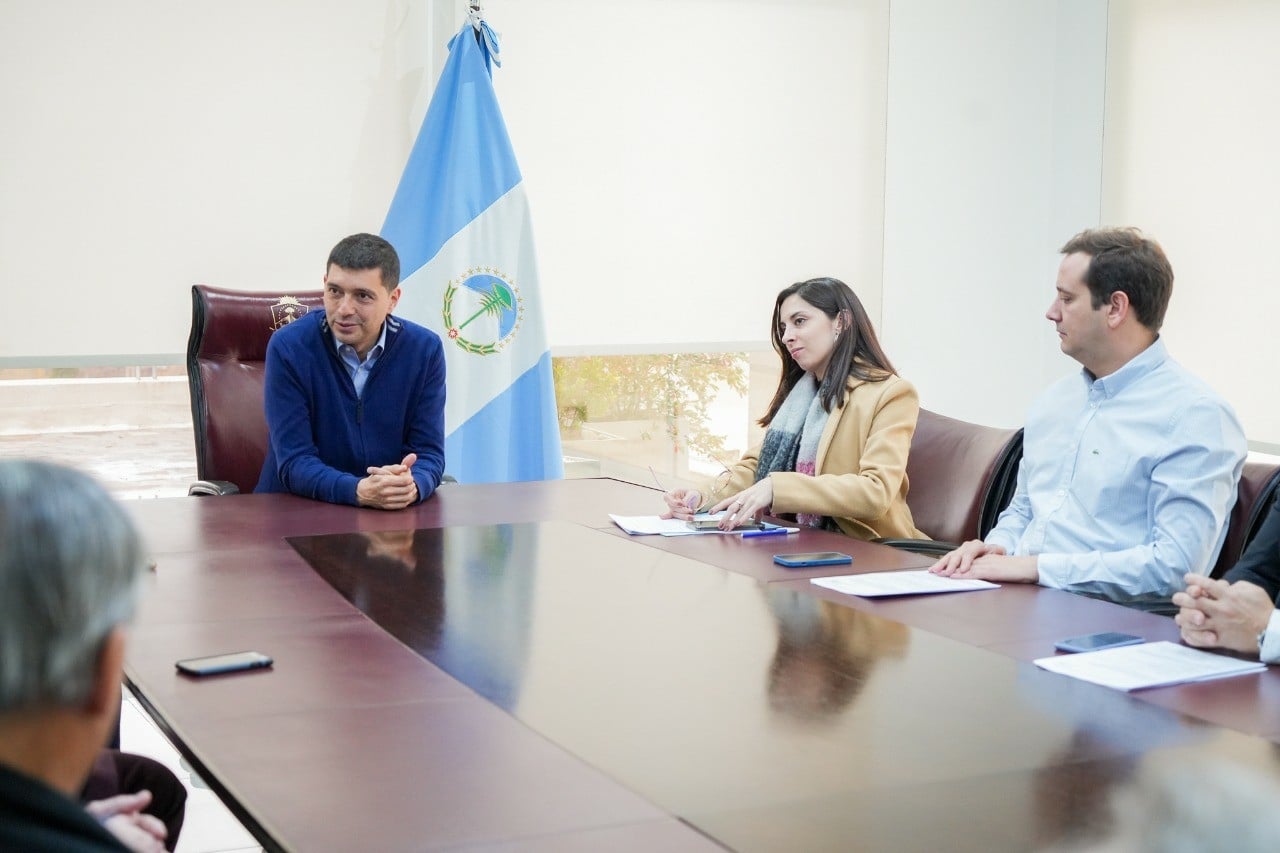 vicegobernador Neuquén Marcos Koopmann ACIPAN y CAPIN y diputado Lucas Castelli