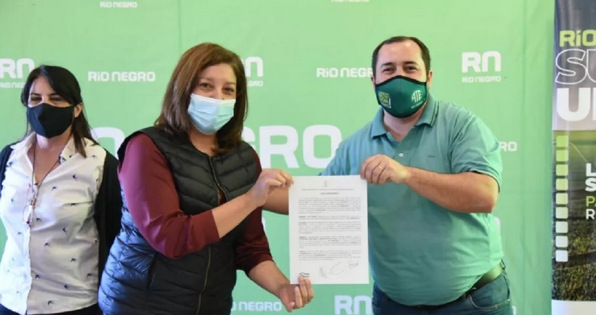arabela ate deuda