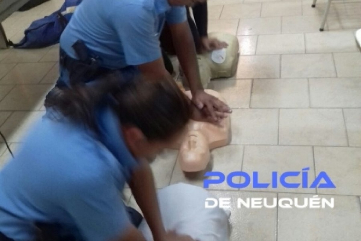 policia neuquen maniobras