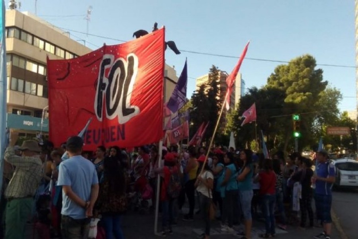 organizaciones sociales neuquen 48 horas