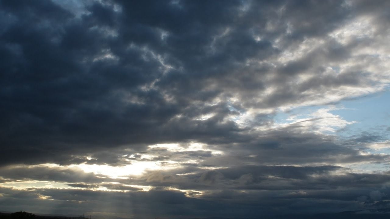 clima nublado nqn