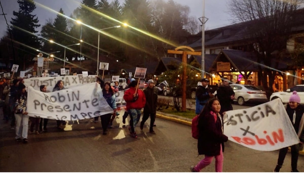 marcha robinson gatica la angostura