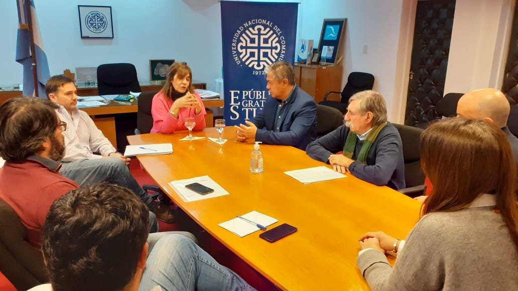 unco gestiones - facebook 3