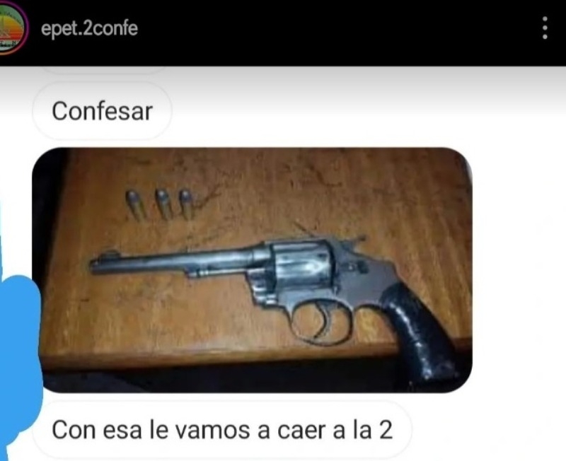 perfil de Instagram publicación de un arma