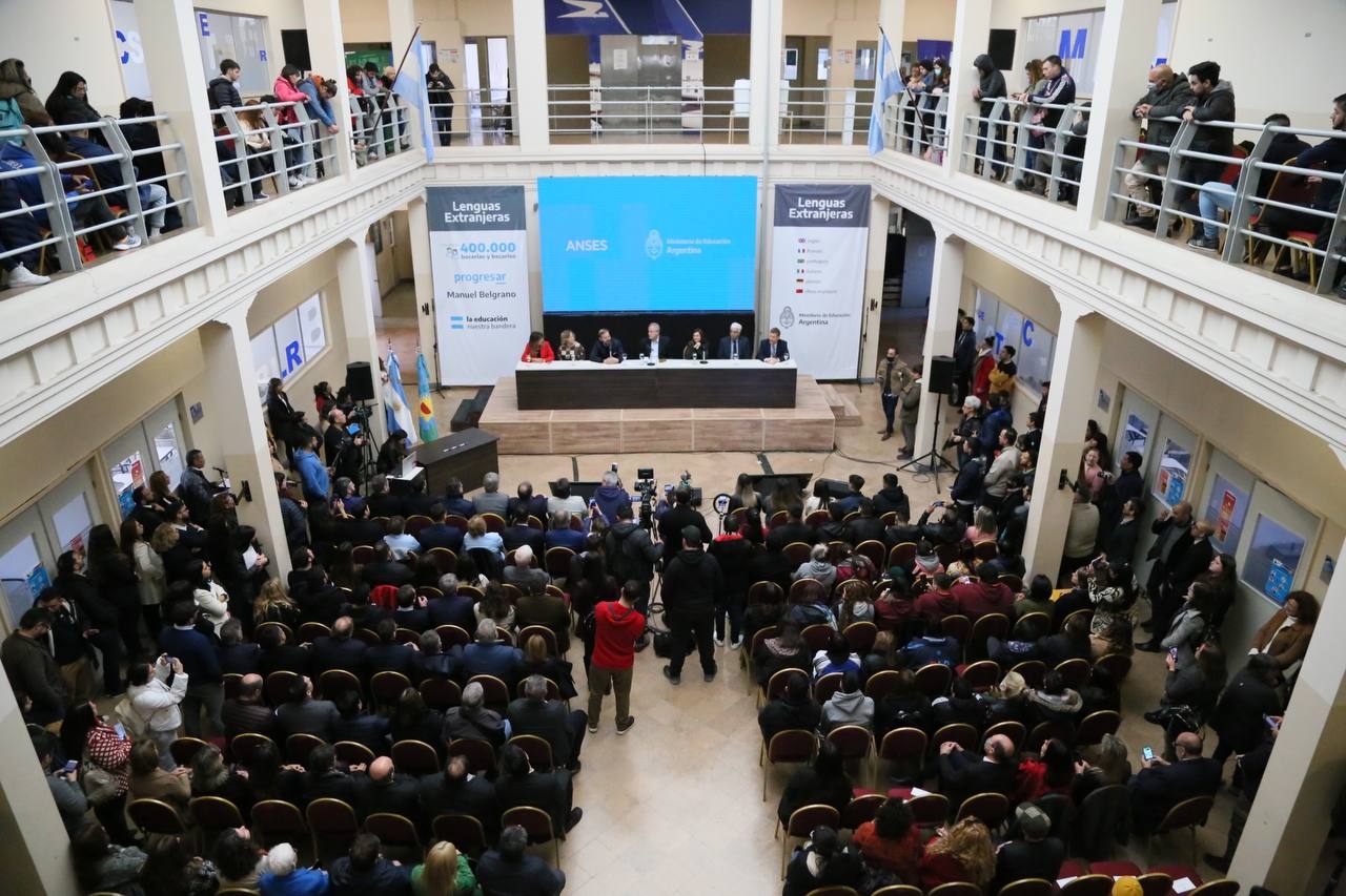 Becas 02