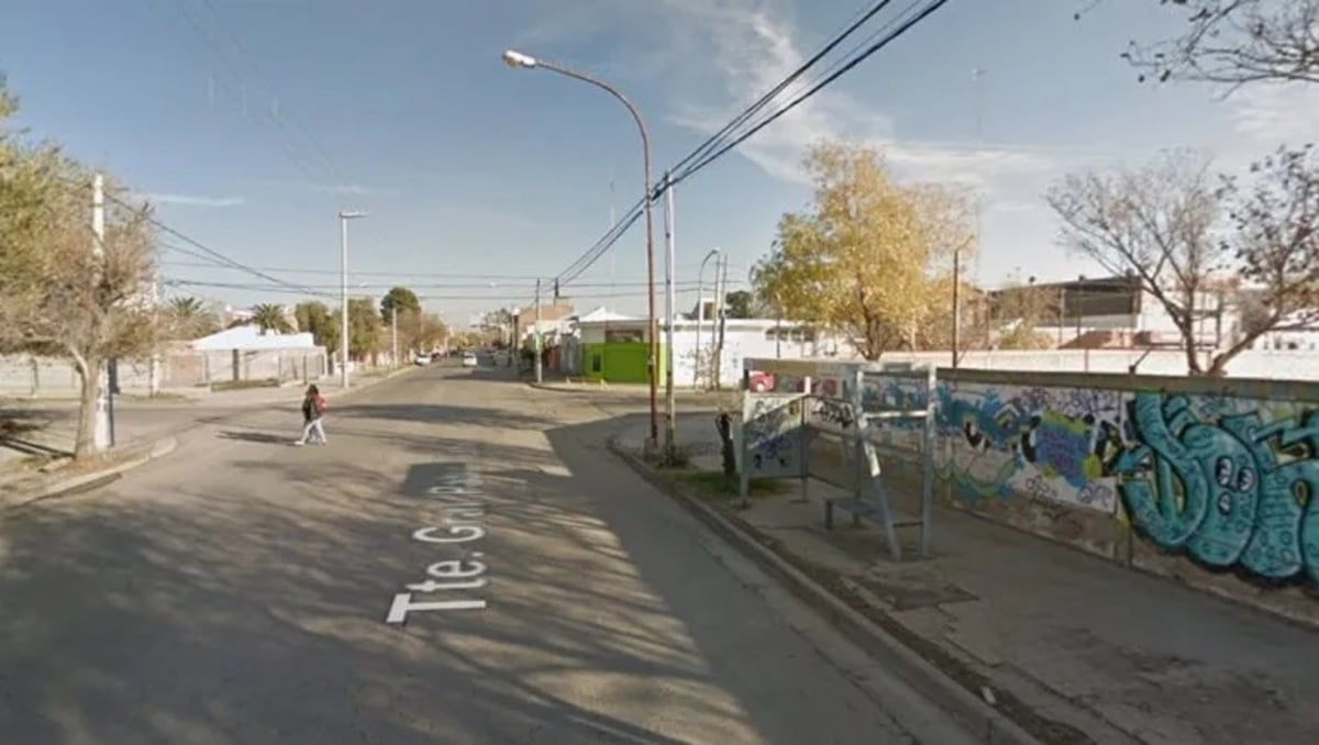 Parada colectivo intersección de las calles Richieri y Chubut Neuquén