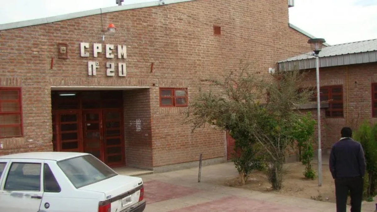 cpem 20 de Cutral Co