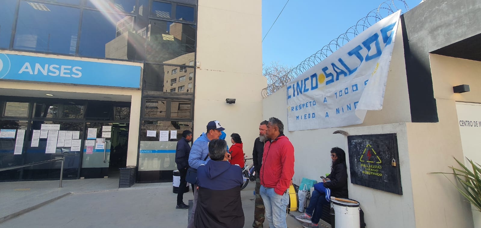 Retirados y pensionados Policía Rio Negro ANSES Neuquén Fuente Javier Manzano (3)