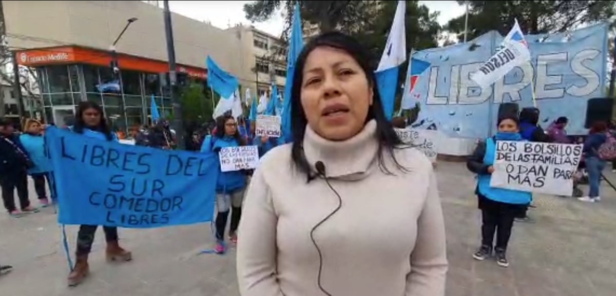LIBRES DEL SUR Y BARRIOS DE PIE