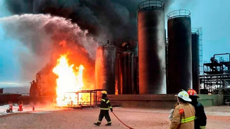 Refinería empresa NAO en Neuquén