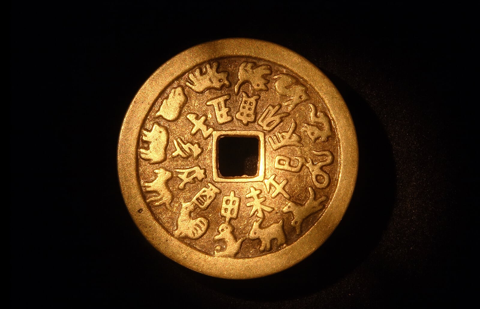 243389-1600x1030-astrologia-china-occidental
