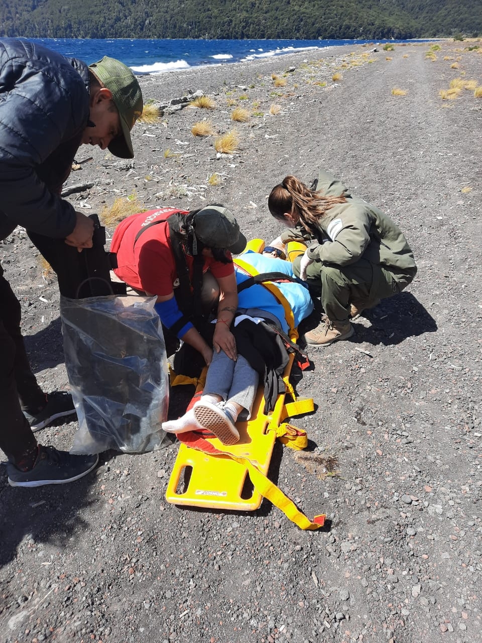 rescate en el Lago Tromen