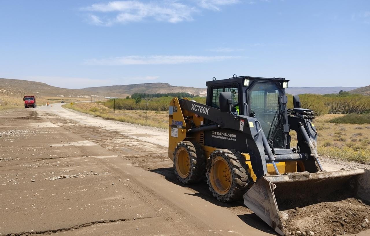 Equipos de Vialidad liberaron las rutas tras la tormenta que azotó al interior de Neuquén (2)