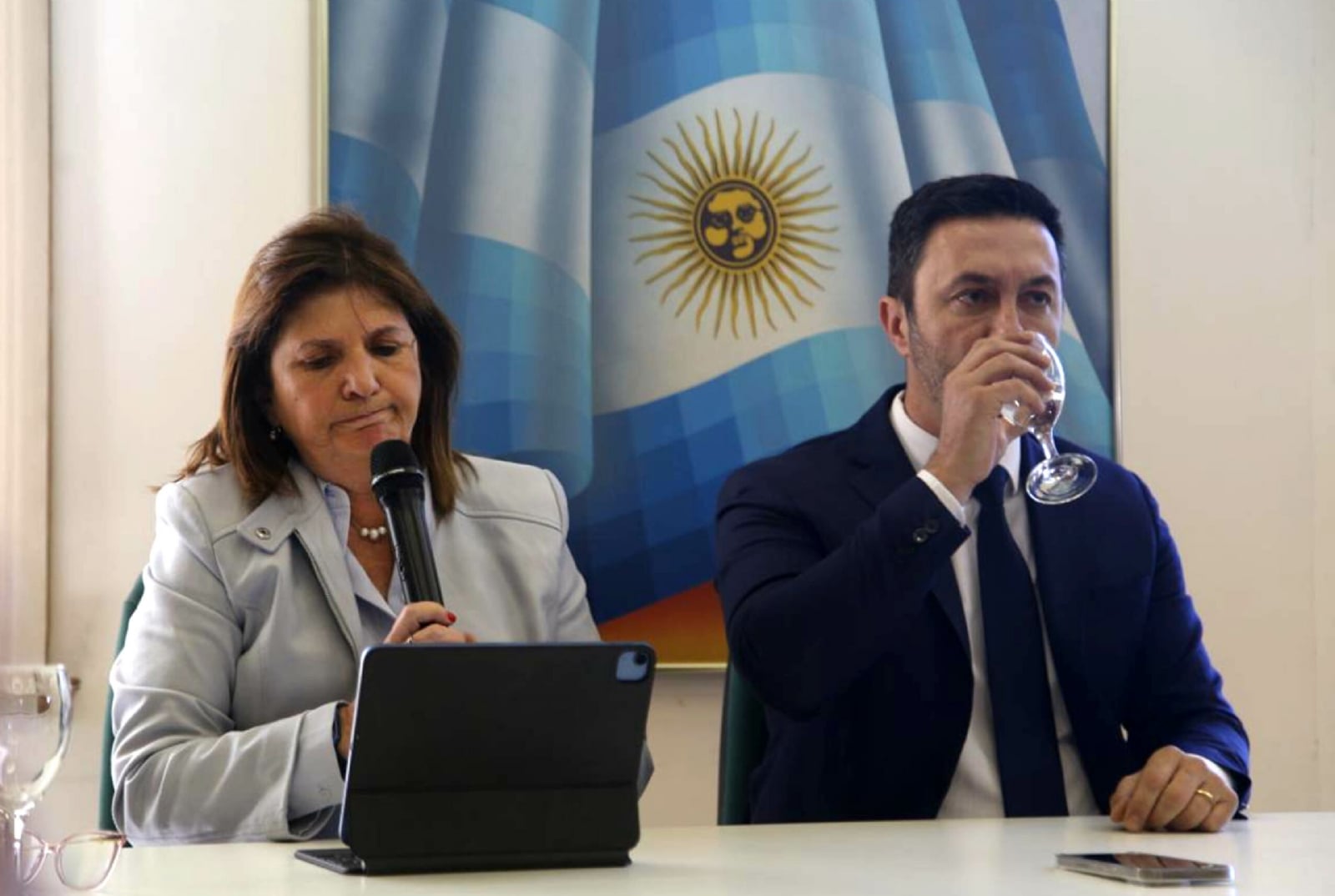 bullrich-milei2-scaled