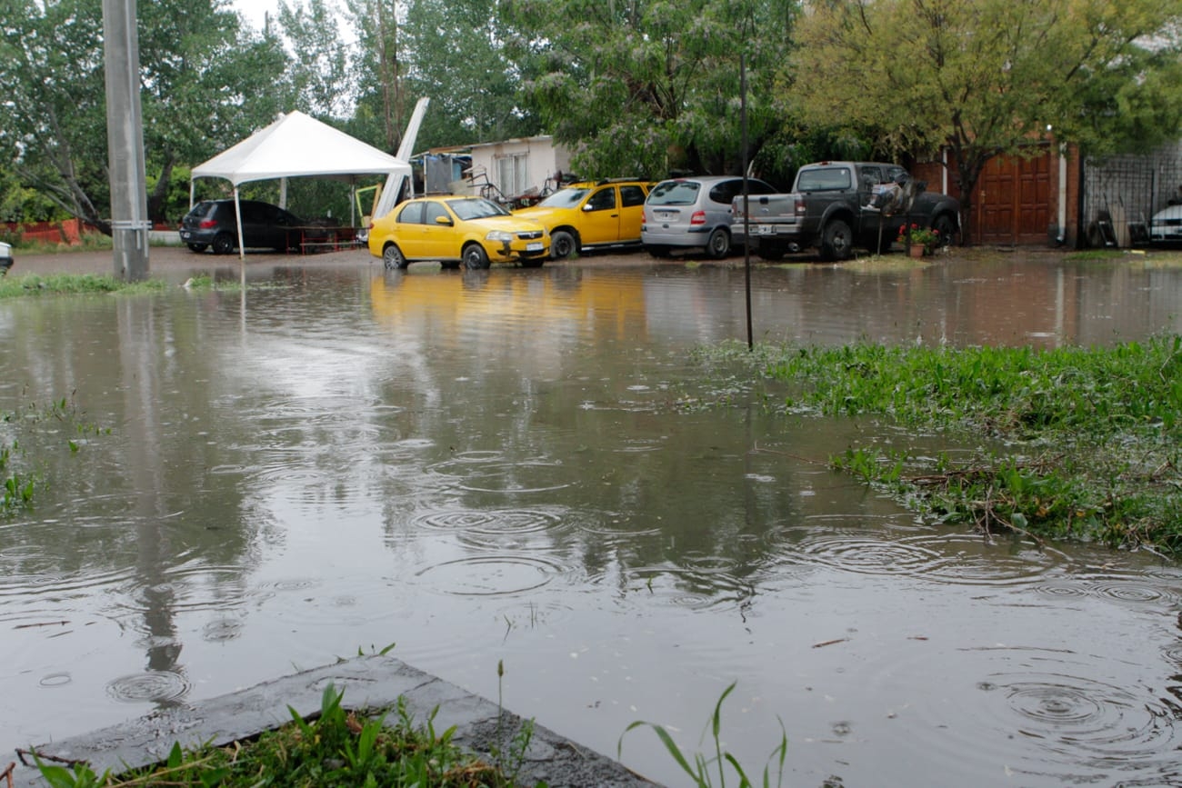 LLUVIA LOS POLVORINES