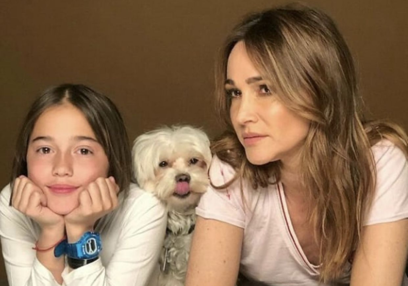 El-look-super-canchero-de-Antonia-la-hija-de-Vero-Lozano