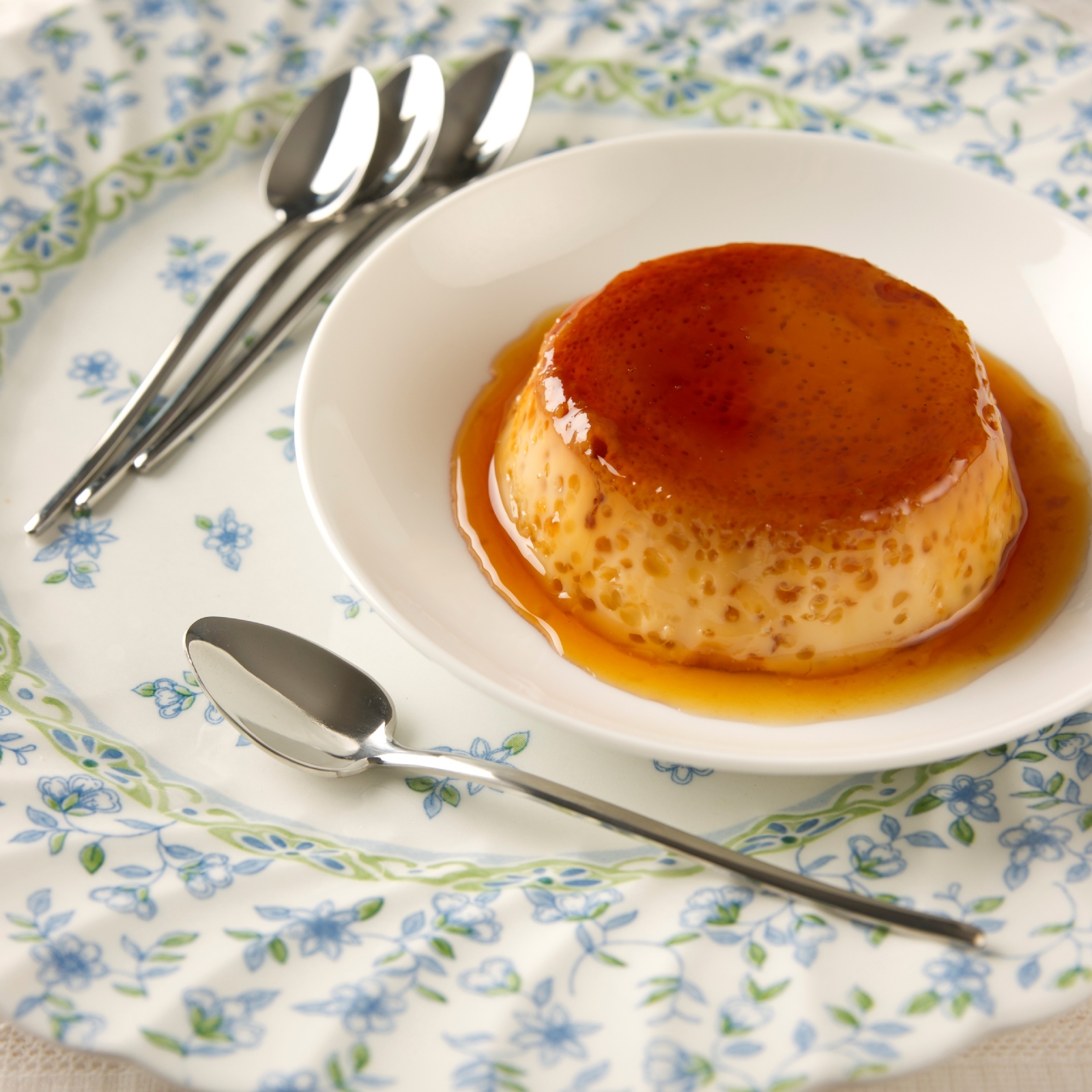 fcef366cb9f5135bc254be335da4862c_49._Flan_de_Caramelo_1
