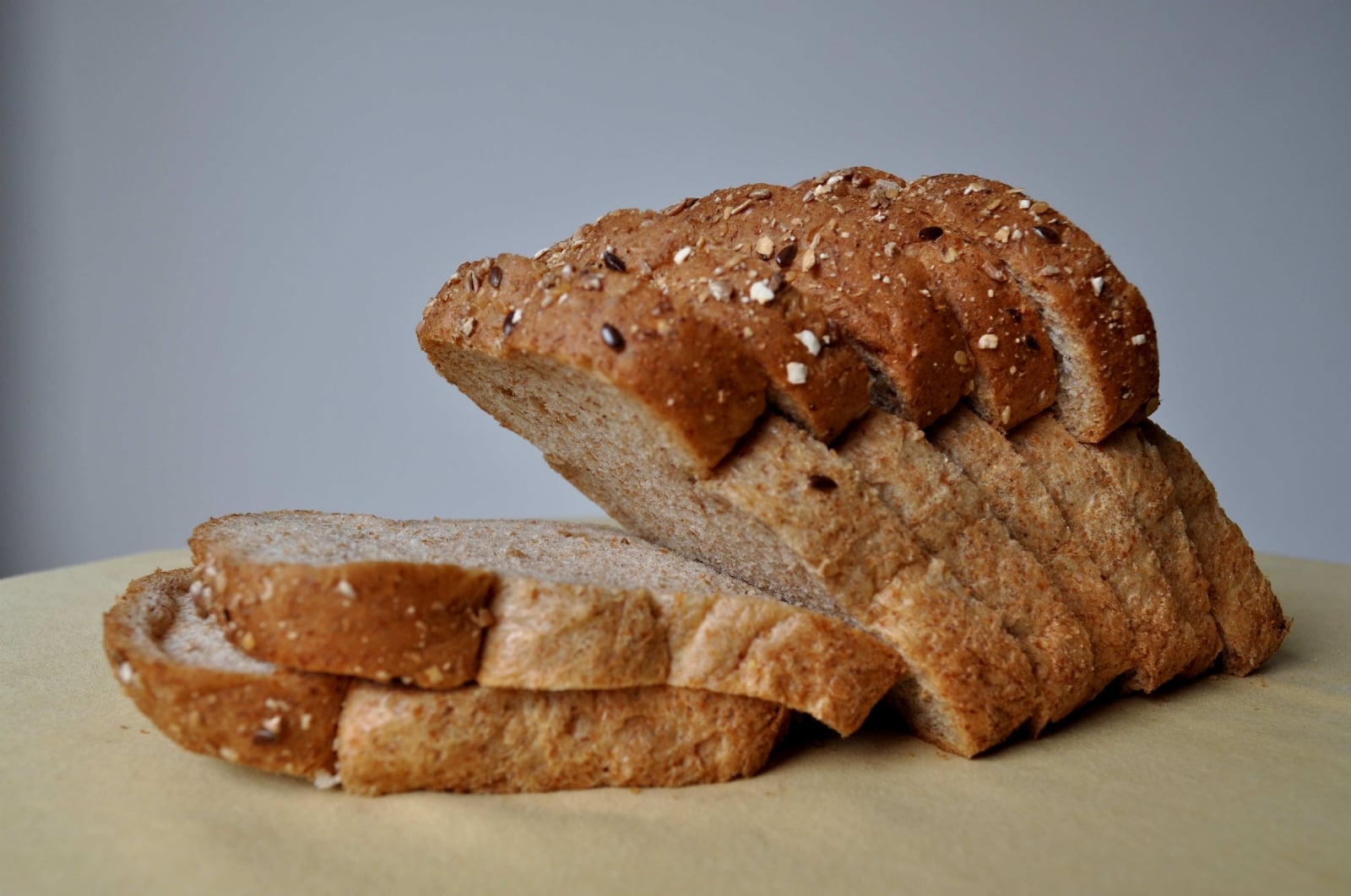 high-quality-wholemeal-bread-wheat-from-barley-oats-and-buckwheat