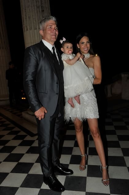 sarah-con-un-vestido-blanco-de-tul-y-encaje-mono-AKFYOVXPANDBXA66QMDARV5SJI - 2023-12-18T154457.624