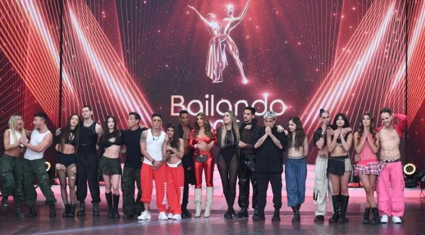 BAILANDO96555
