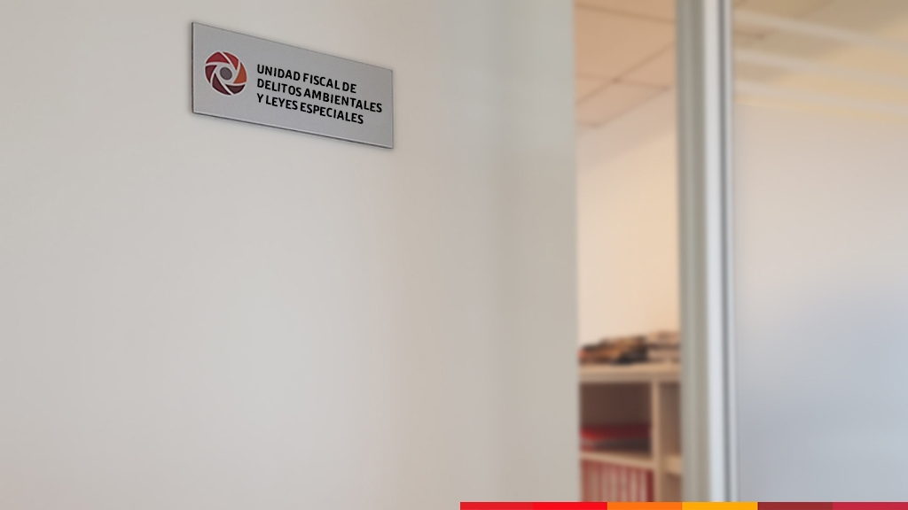 puerta_DelitosAmbientales
