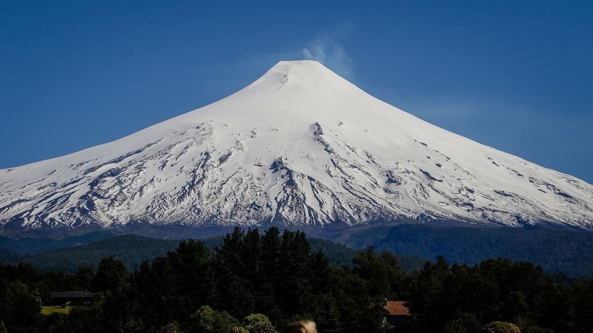 volcan villarrica FM de la Montaña
