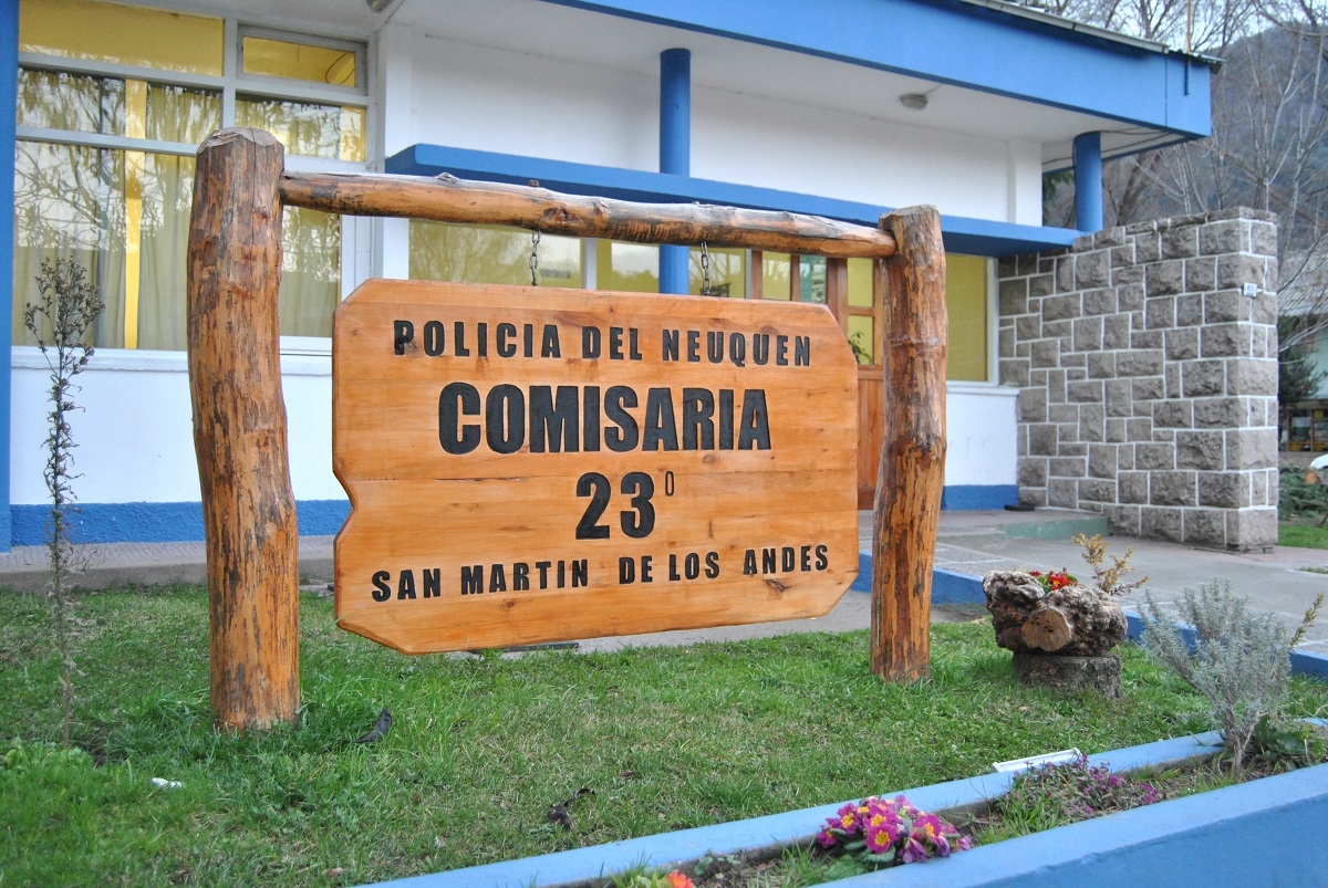 comisaria 23 de san martin de los andes