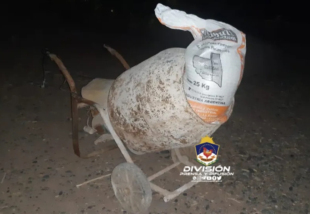 mezcladora de cemento robada y recuperada