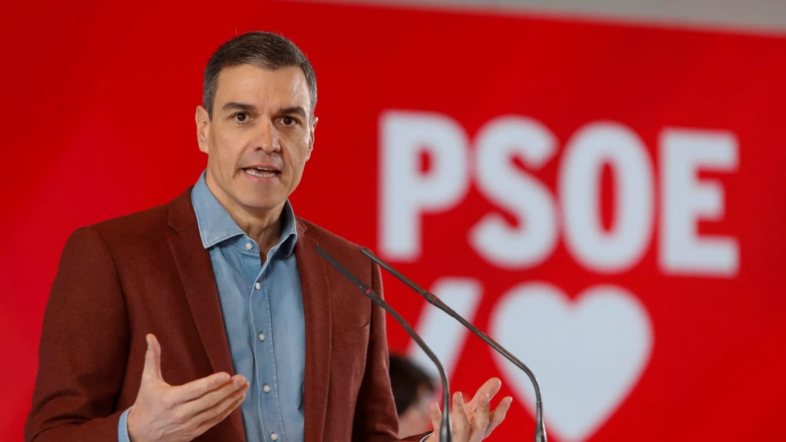 presidente-gobierno-pedro-sanchez-interviene-este-sabado-acto-publico-apoyo-candidata-socialista-alcaldia-zaragoza-lola-ranera_98
