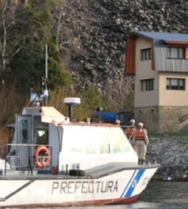 PREFECTURA NAVAL ARGENTINA SAN MARTIN DE LOS ANDES-11111