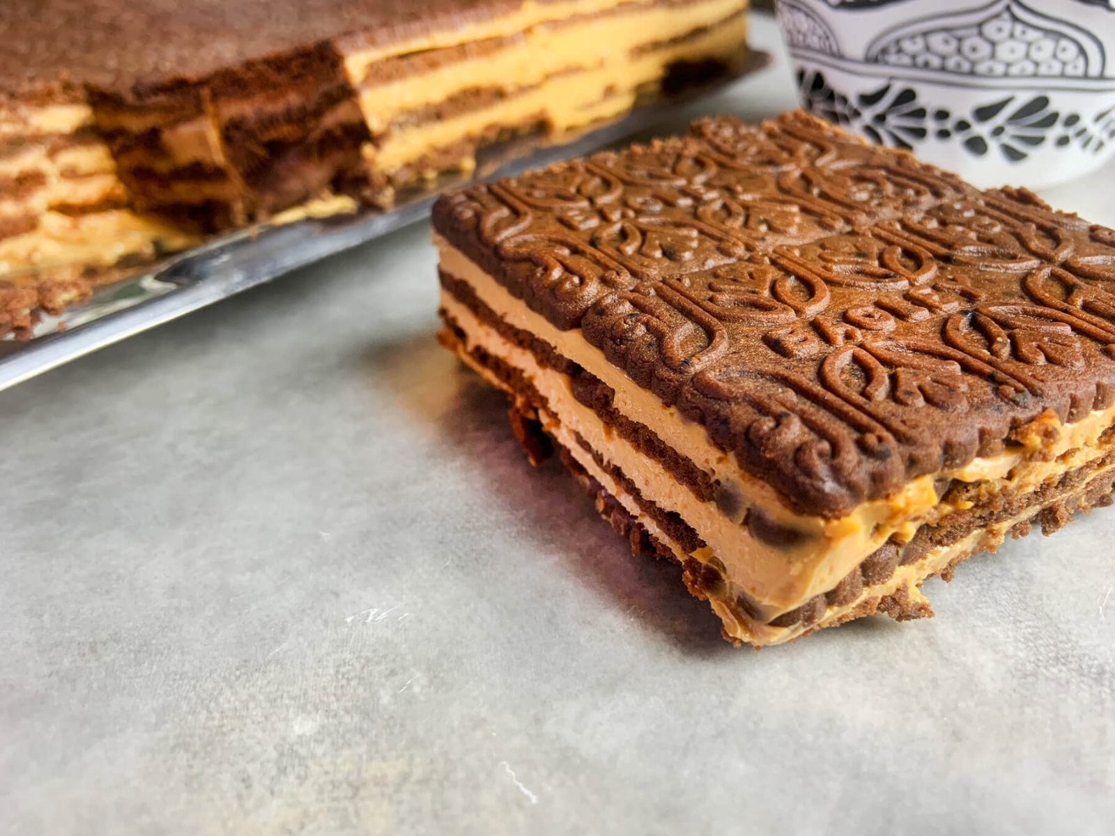 Argentinian-chocotorta-recipe-hornomx-close