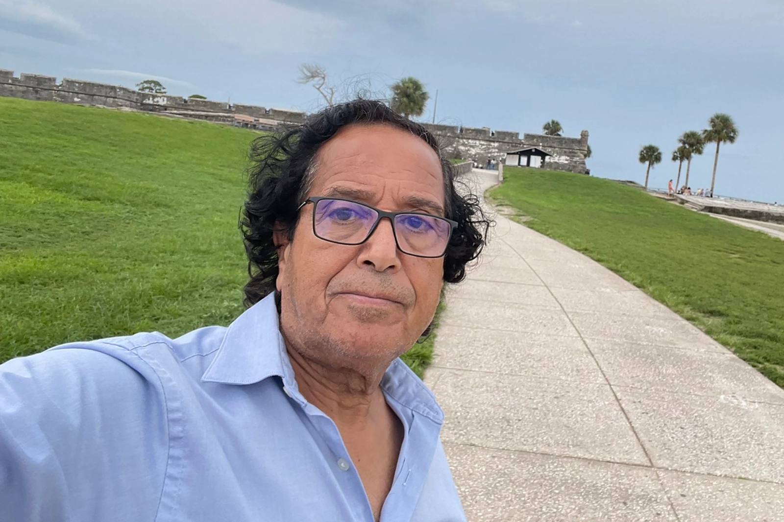 saudi-american-19-years-prison-tweets-feat-image-2