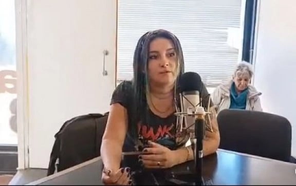 Integrante del Lof Paisil Antriao, Camila Barría
