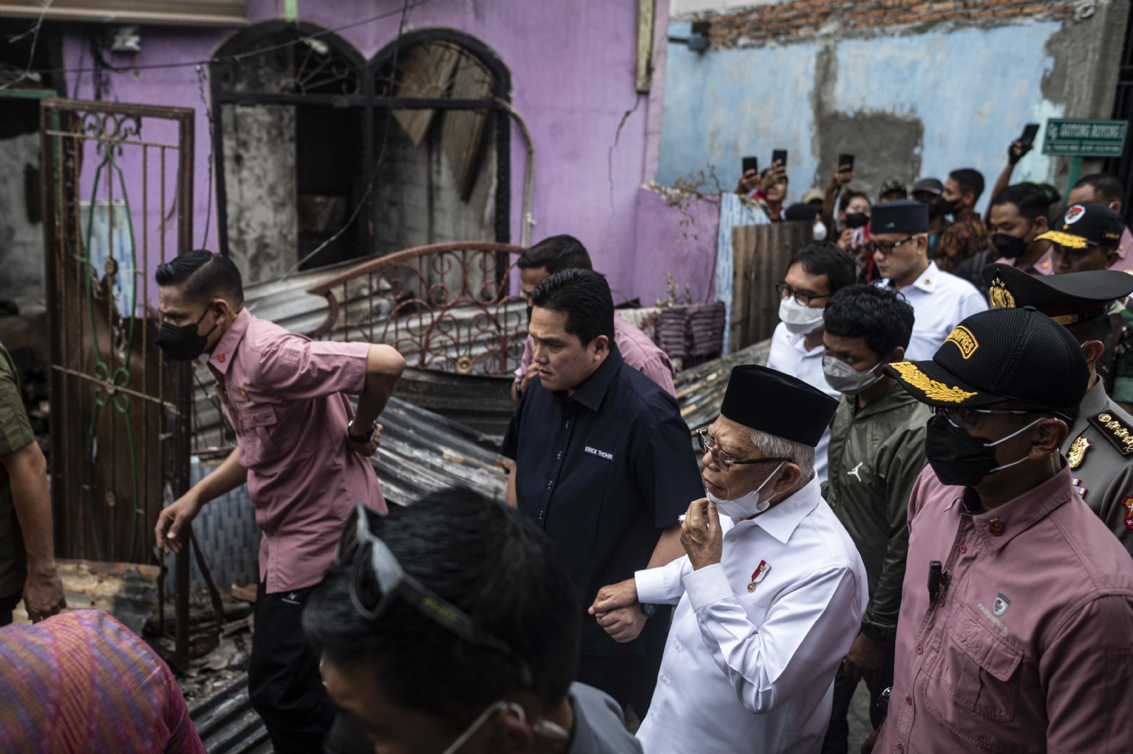 1718533800