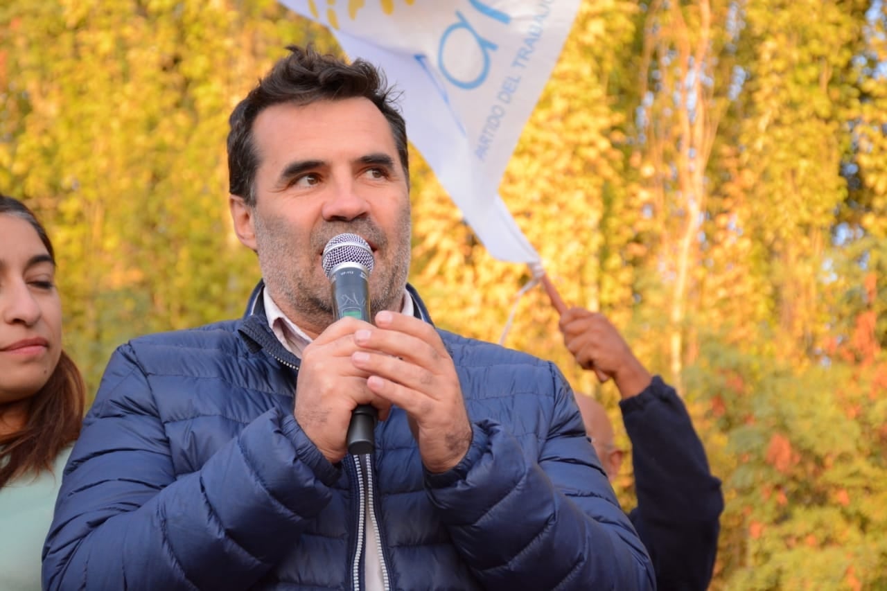 Candidato a primer diputado provincial, Darío Martínez