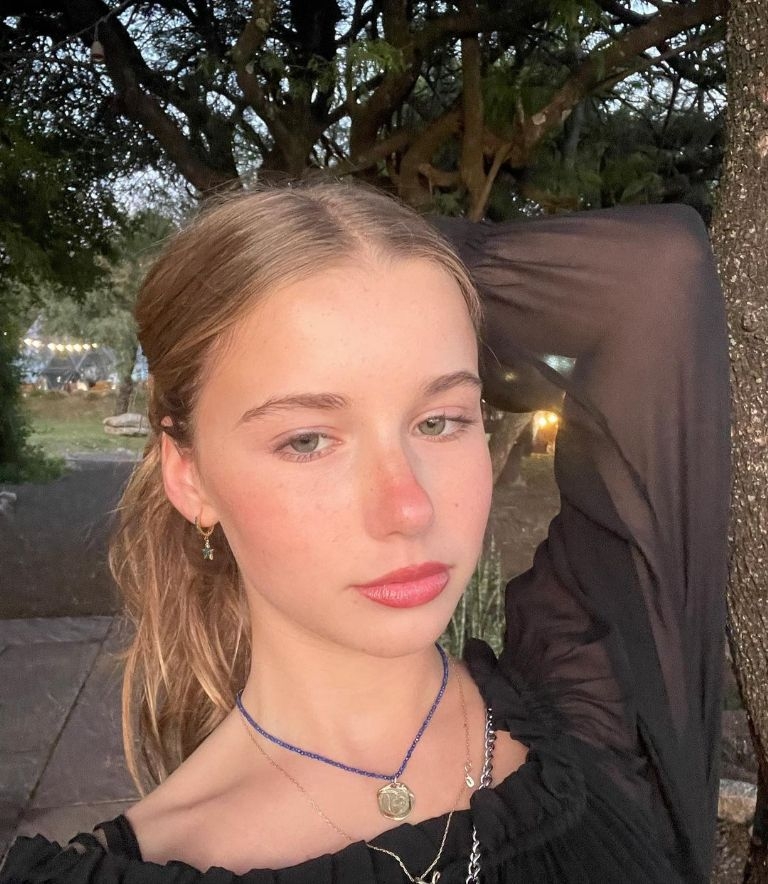 f768x1-599384_599511_107