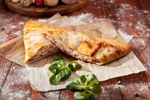receta-de-pizza-calzone