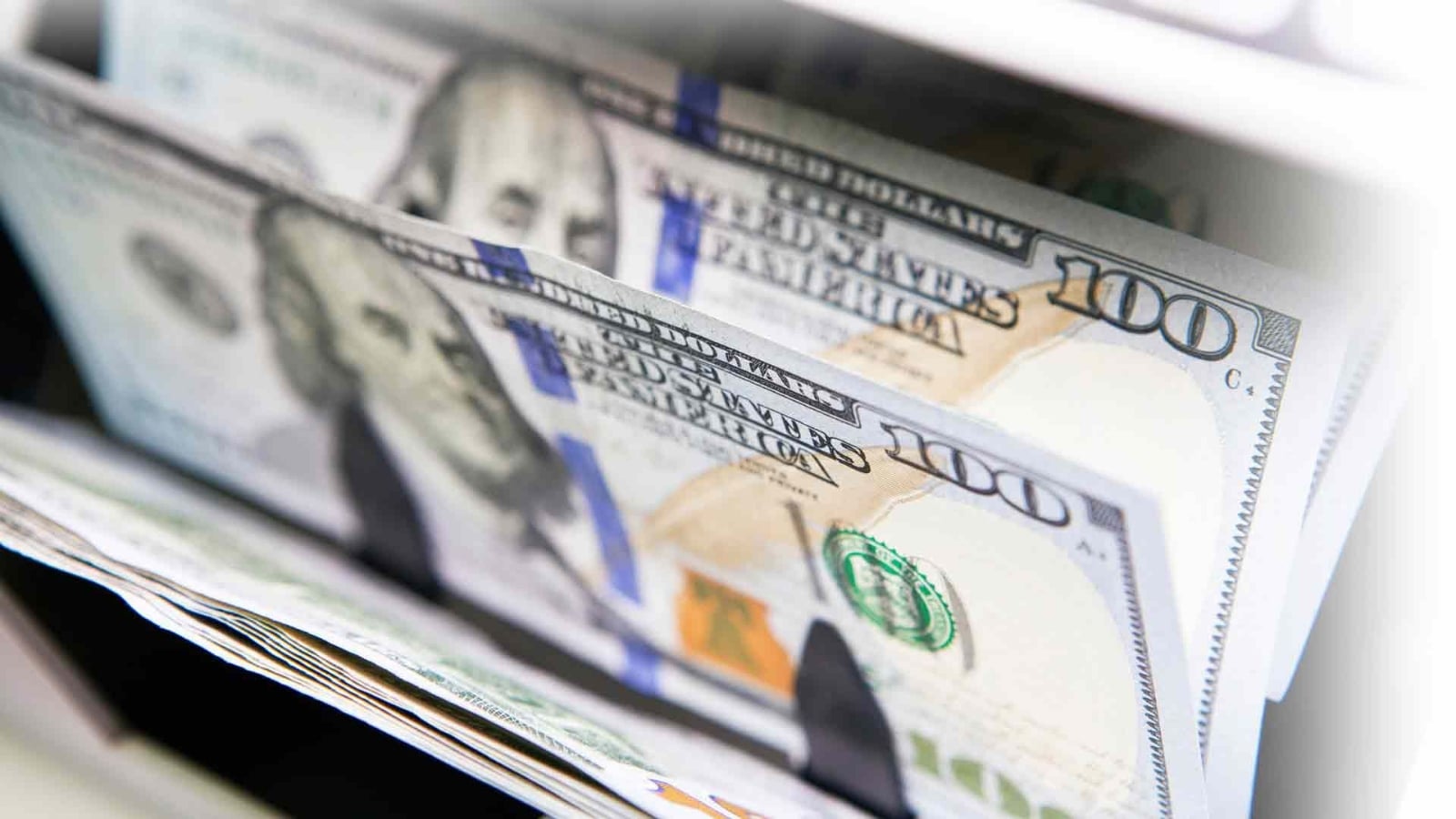 dolares-se-buscan-1401454