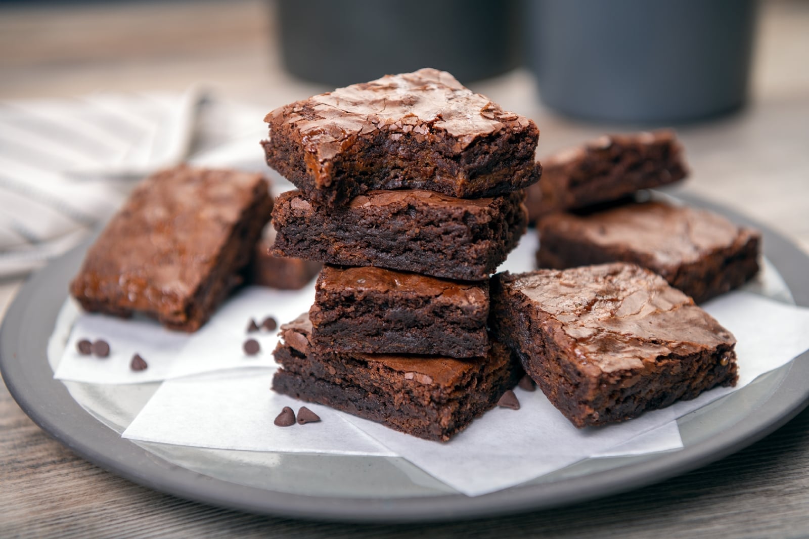 951fca2a06cf95a5cf55e65a507c7691_bak---07---carmel-chocolate-chip-brownies-794-edit