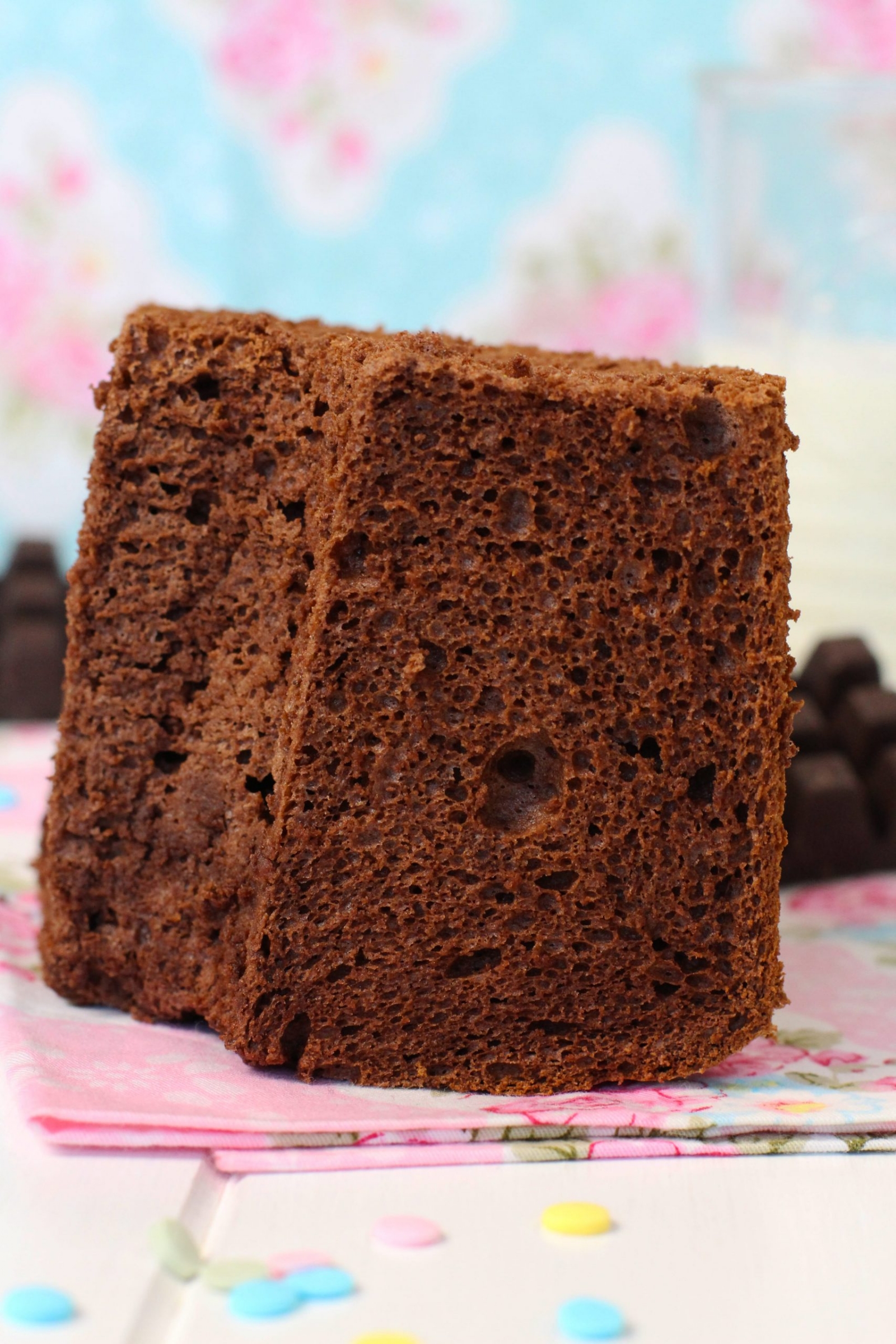 Bizcocho-de-chocolate-esponjoso-scaled