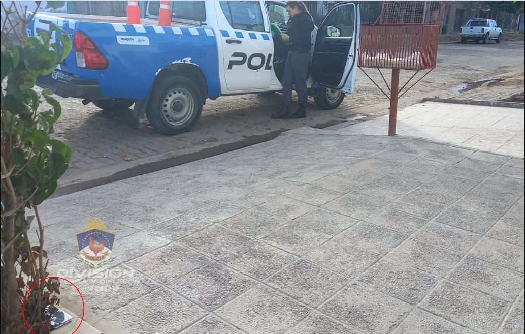 demorados policía neuquen2
