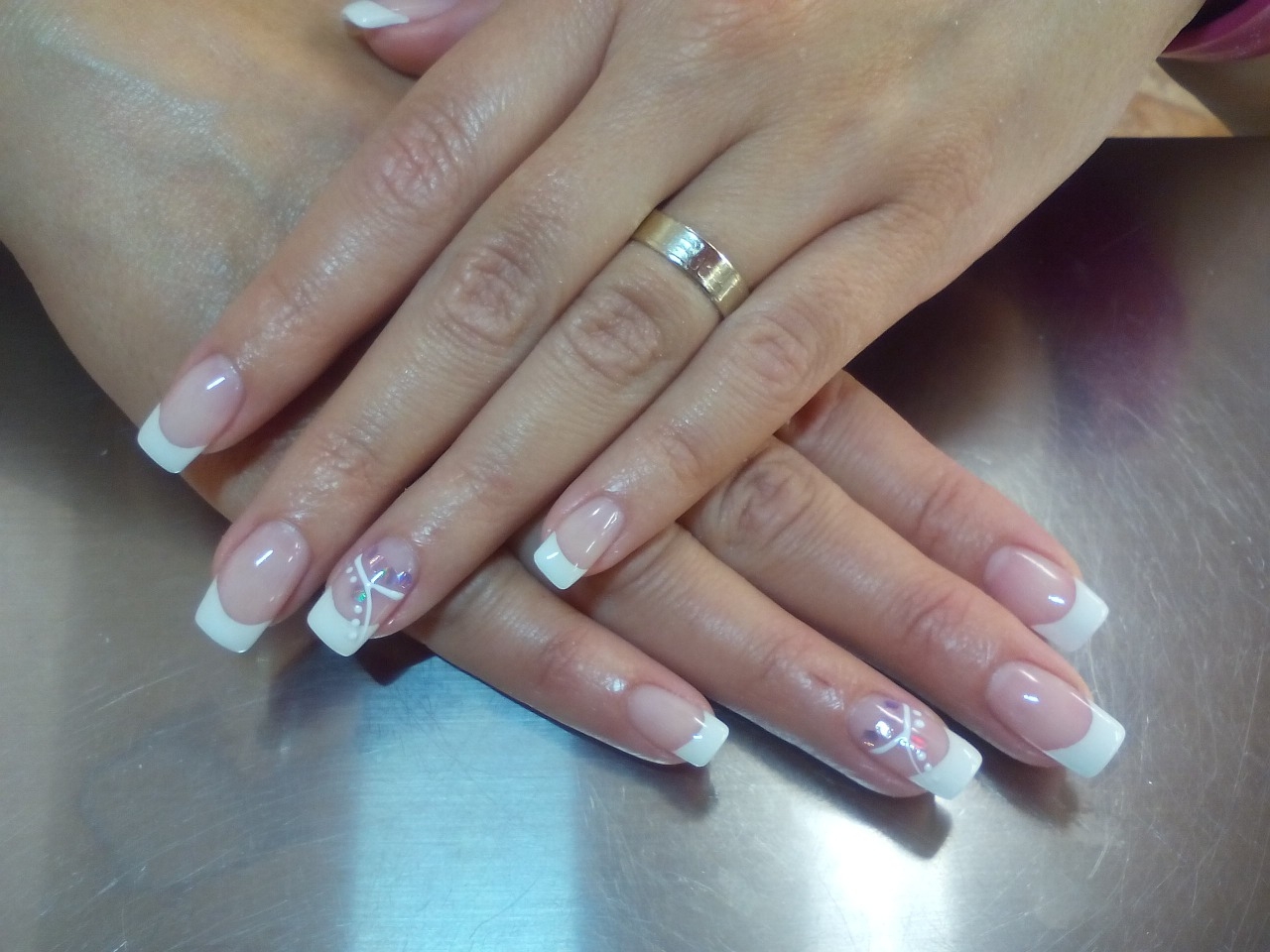 nail-657597_1280
