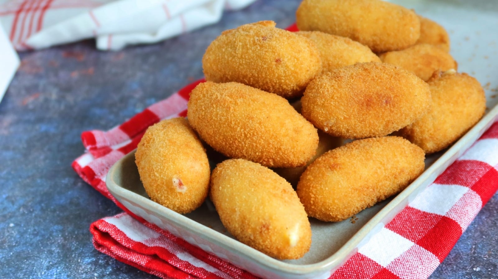 croquetas-jamon-scaled