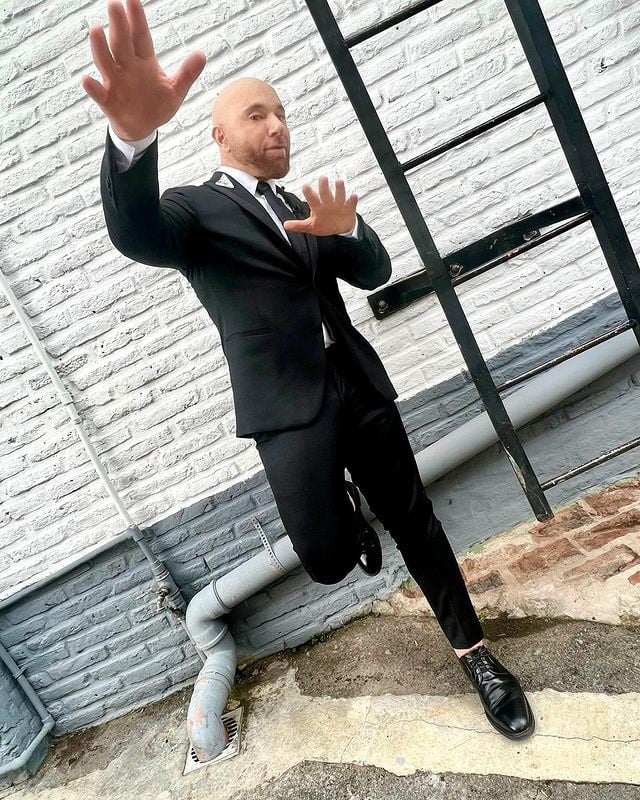 000001